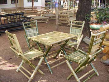 ร้านจินดาไม้ไผ่จำหน่ายโต๊ะไม้ไผ่เก้าอี้ไม้ไผ่แคร่ไม้ไผ่และเฟอร์นิเจอร์ทำจากไม้ไผ่ราคาถูก
